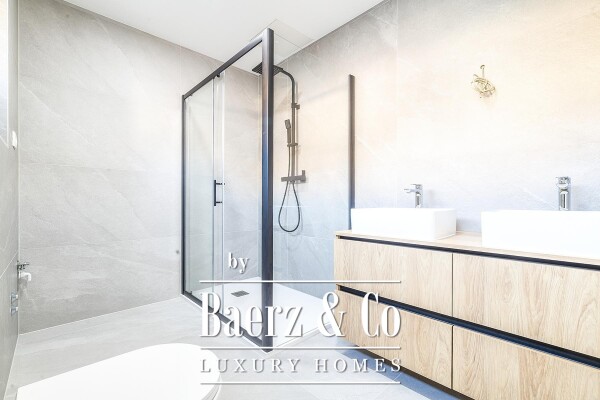 photo 9 Zagreb, Mlinovi, luxurious four-room apartment 152 m² in a duplex house with a garage