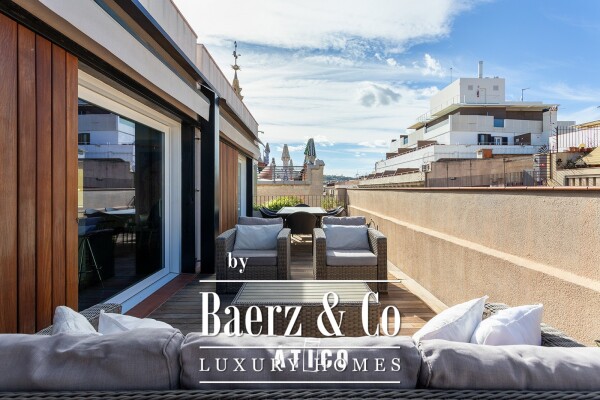 photo 3 Penthouse for rent in Ciutat Vella