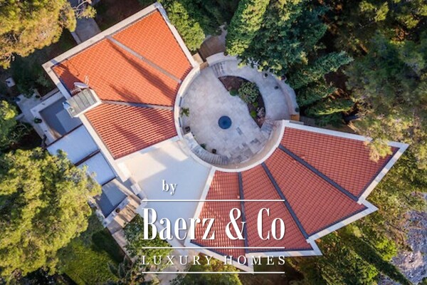 photo 2 Brač, Povlja, exclusive villa in a prestigious location