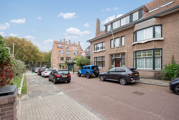 photo 65 Van Dorpstraat 4