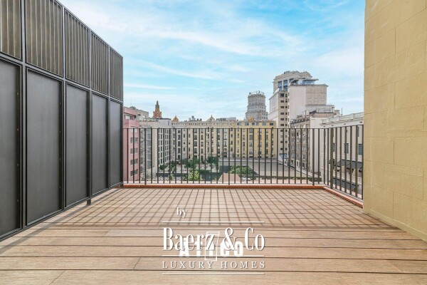 photo 2 Penthouse for sale in Dreta de l'Eixample