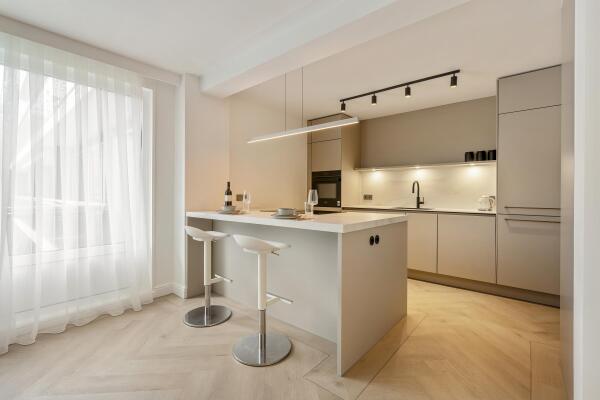 photo 4 Stadhouderskade 16 A