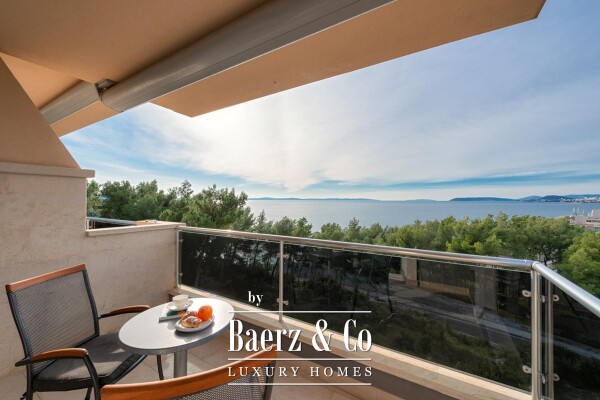 photo 22 Podstrana, luxury four bedroom apartment with a beautiful sea view and 2 garages