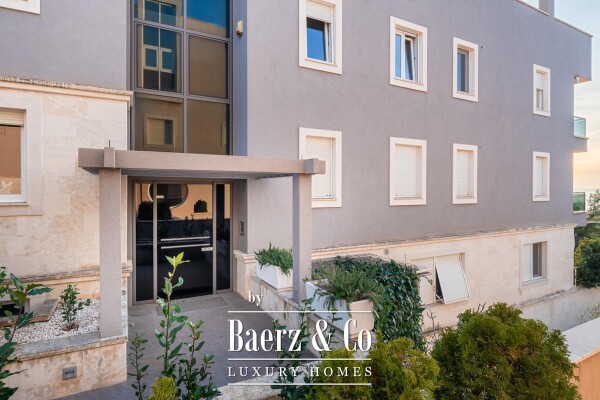 photo 28 Podstrana, luxury four bedroom apartment with a beautiful sea view and 2 garages