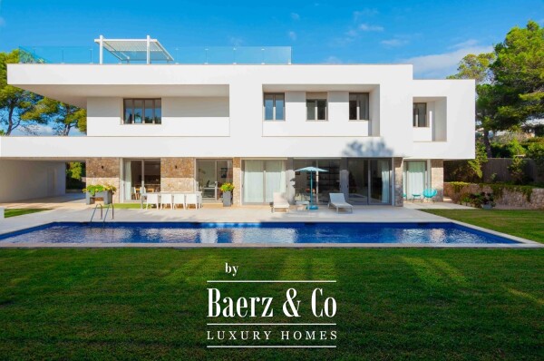 photo 6 Modern, bright villa 5 bedrooms St.Ponsa Mallorca