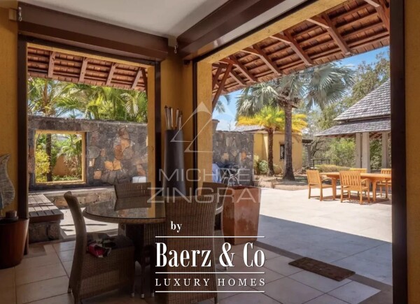 photo 18 Prestigious Villa on the West Coast