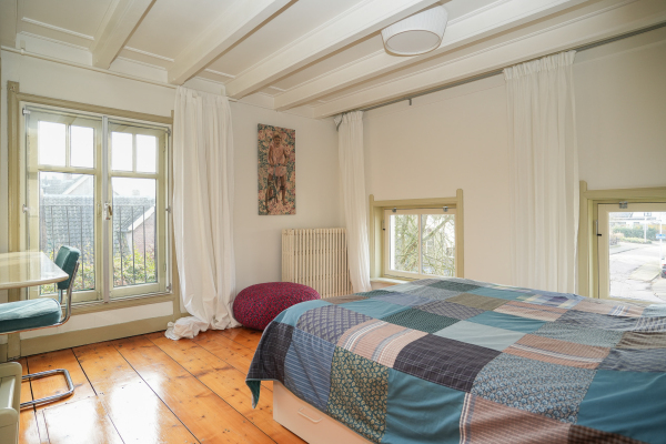 photo 30 Kerkstraat 12