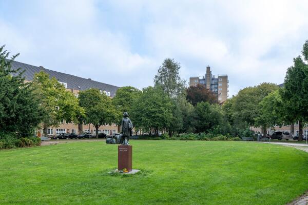 photo 27 Merwedeplein 57 H