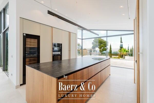 photo 11 Fantastic villa with panoramic views and exclusive furnishings