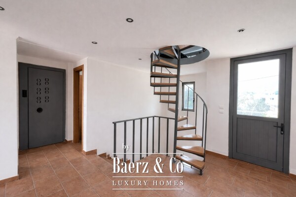 photo 22 Elegant Coastal Residence in Historic Nafpaktos