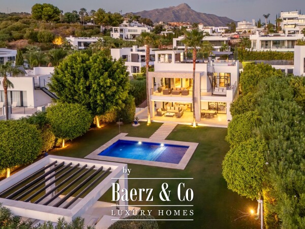 photo 1 Villa - Nueva Andalucia - Marbella - Ref: 8701