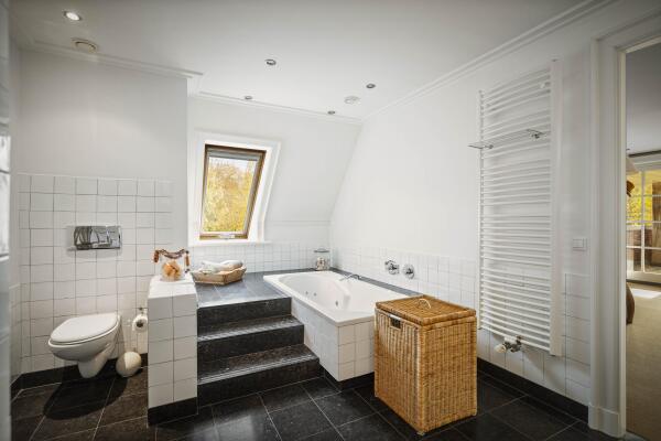 photo 35 Ehzerallee 8