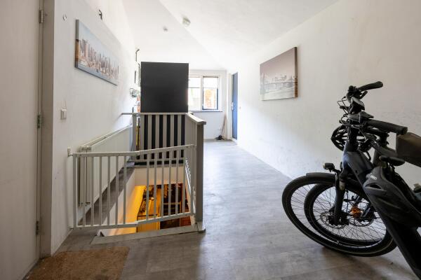 photo 53 van Ruysdaellaan 12